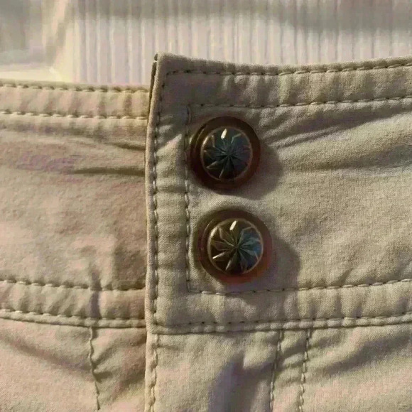 ATHLETA Whatever Trail Everyday Skort Skirt Tan Stretch Flared Women's Size 8 - Picture 4 of 10